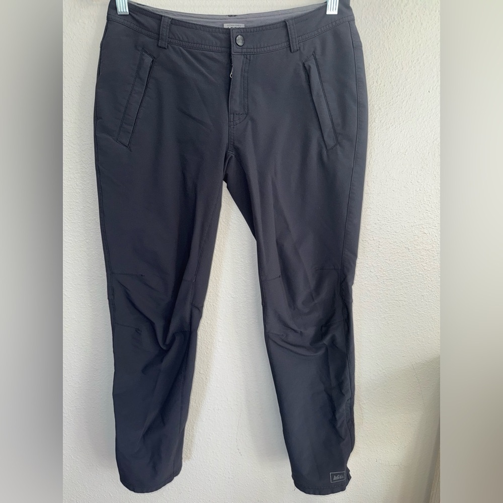 REI Pants Womens 4P Black Nylon Stretch Articulated Hiking